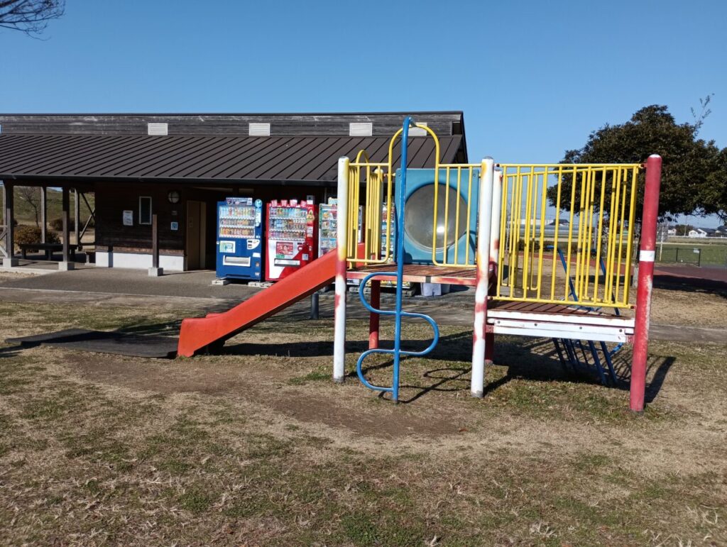 鏡ヶ池公園の小さい子向け遊具