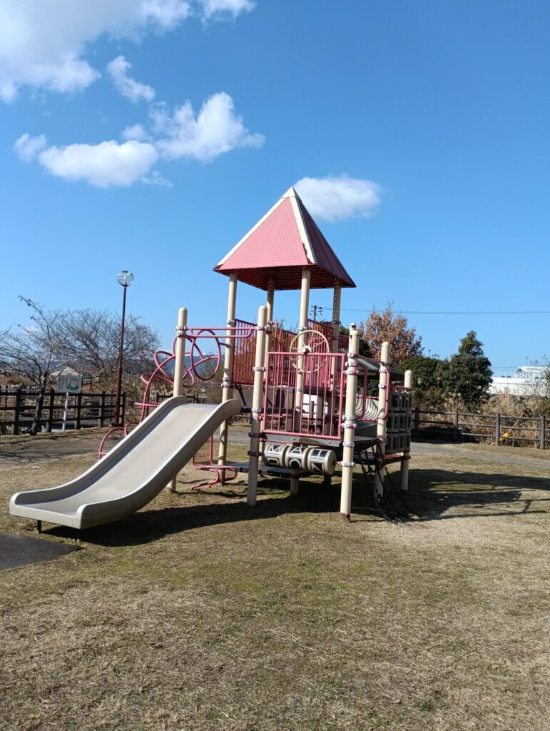 松橋町の小さな公園