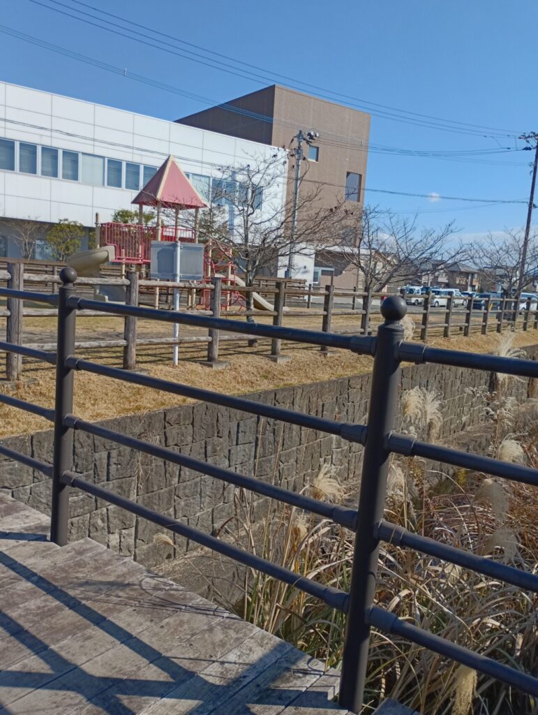 松橋町の小さな公園